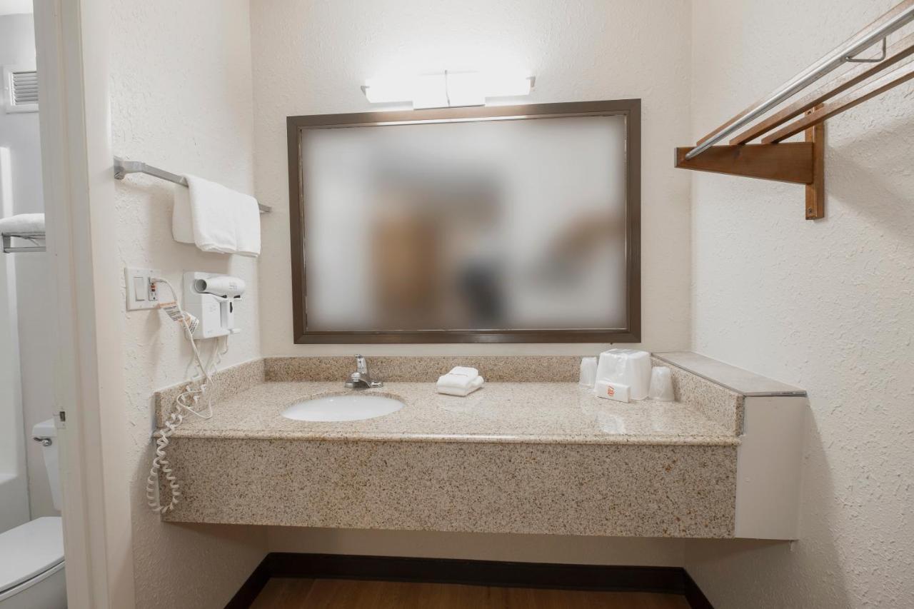 Red Roof Inn Bishopville Екстер'єр фото